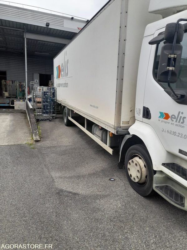 Renault Midlum - 2005 - 685870 Kms - Camion: photos 3 Renault Midlum - 2005 - 685870 Kms - Camion: photos 3