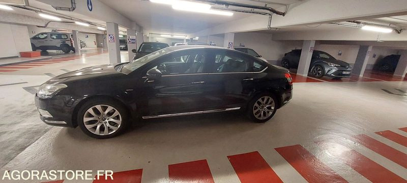 Citroën C5 2.0 Bleuhdi - 2016 - 191232kms - Voiture: photos 4 Citroën C5 2.0 Bleuhdi - 2016 - 191232kms - Voiture: photos 4