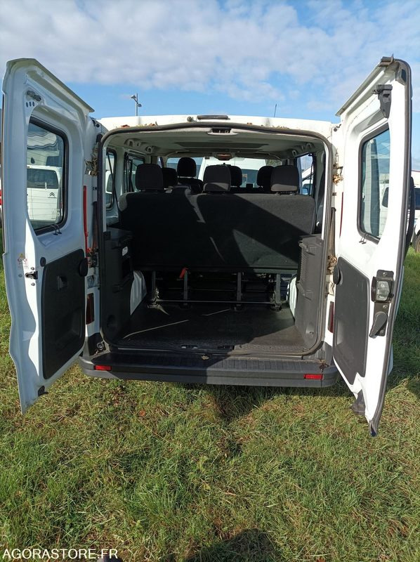 DS-311-SJ - Roulant - RENAULT TRAFIC - VP - 331 363 Kms - Minibus, Transport de personnes: photos 4 DS-311-SJ - Roulant - RENAULT TRAFIC - VP - 331 363 Kms - Minibus, Transport de personnes: photos 4