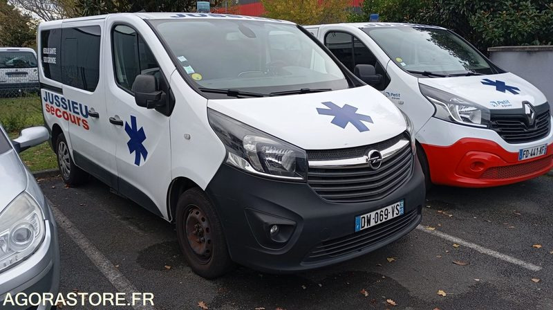 DW-069-VS - Non Roulant - OPEL VIVARO - VASP - 328 164 Kms - Ambulance: photos 1 DW-069-VS - Non Roulant - OPEL VIVARO - VASP - 328 164 Kms - Ambulance: photos 1