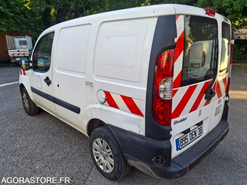 FIAT DOBLO GNV. - Fourgonnette: photos 2 FIAT DOBLO GNV. - Fourgonnette: photos 2