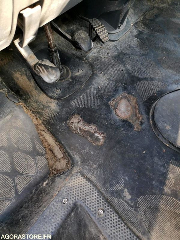 FIAT - DUCATO BENNE - 2006 / 304700 KM - Utilitaire benne: photos 5 FIAT - DUCATO BENNE - 2006 / 304700 KM - Utilitaire benne: photos 5