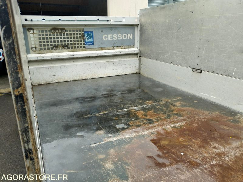 Utilitaire benne FORD TRANSIT TDCI 115: photos 13