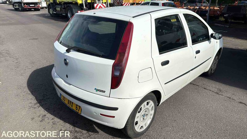 Fiat - Punto - 2006 - 111198KMS - 55avx67 - Voiture: photos 4 Fiat - Punto - 2006 - 111198KMS - 55avx67 - Voiture: photos 4