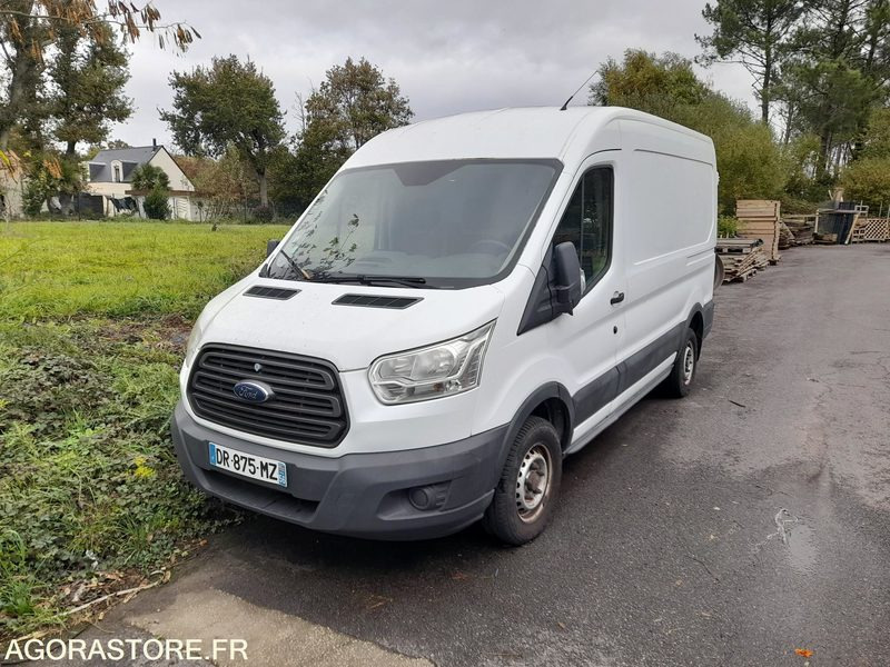 Ford Transit - 2015 - 104229 Kms - Fourgon utilitaire: photos 1 Ford Transit - 2015 - 104229 Kms - Fourgon utilitaire: photos 1