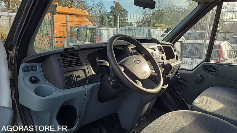 Ford Transit LS - 2008 - 102029kms -932AZP67 - Fourgon utilitaire: photos 3 Ford Transit LS - 2008 - 102029kms -932AZP67 - Fourgon utilitaire: photos 3