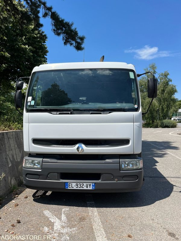 HYDROCUREUR HUWER RENAULT 19T - Camion hydrocureur: photos 3 HYDROCUREUR HUWER RENAULT 19T - Camion hydrocureur: photos 3