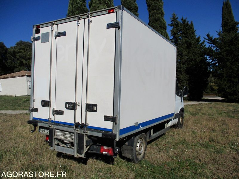 IVECO 35S13 de 2013 chassis cabine frigorifique - Utilitaire frigorifique: photos 4 IVECO 35S13 de 2013 chassis cabine frigorifique - Utilitaire frigorifique: photos 4