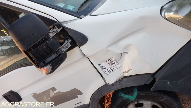 Iveco Benne - 2008 - CL-402-YV - Utilitaire benne: photos 4 Iveco Benne - 2008 - CL-402-YV - Utilitaire benne: photos 4