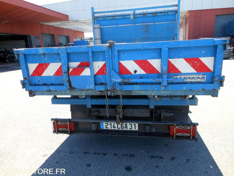 Iveco Daily 35C15 3.0 litres 146cv tri benne - Utilitaire benne: photos 5 Iveco Daily 35C15 3.0 litres 146cv tri benne - Utilitaire benne: photos 5