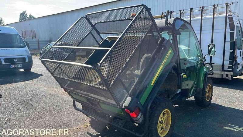 JOHN DEERE XUV 4X4 - 2012 - 3142h - Quadricycle: photos 4 JOHN DEERE XUV 4X4 - 2012 - 3142h - Quadricycle: photos 4