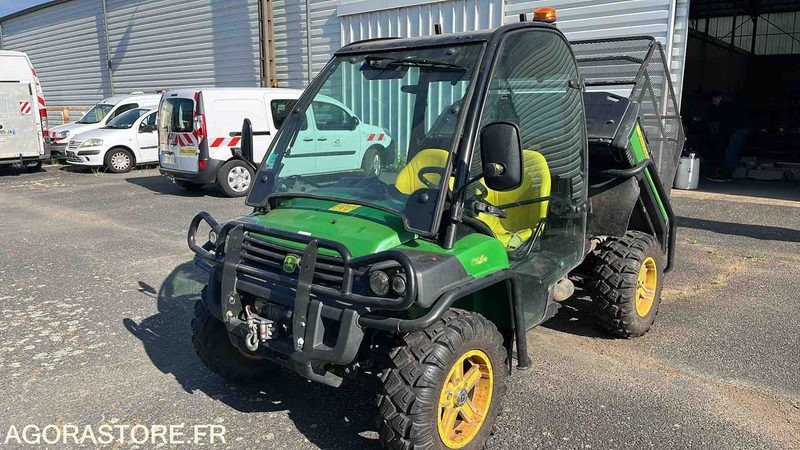 JOHN DEERE XUV 4X4 - 2012 - 3142h - Quadricycle: photos 2 JOHN DEERE XUV 4X4 - 2012 - 3142h - Quadricycle: photos 2