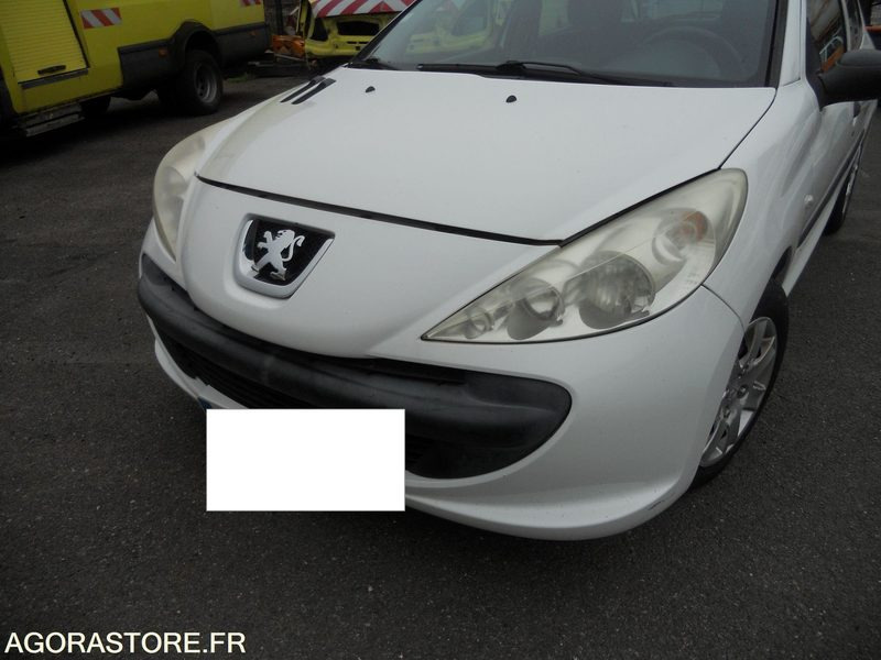 LOT 5 SLT - PEUGEOT 206+ - Voiture: photos 1 LOT 5 SLT - PEUGEOT 206+ - Voiture: photos 1