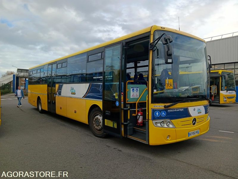 MERCEDES INTOURO N°093379 - Bus scolaire: photos 1 MERCEDES INTOURO N°093379 - Bus scolaire: photos 1