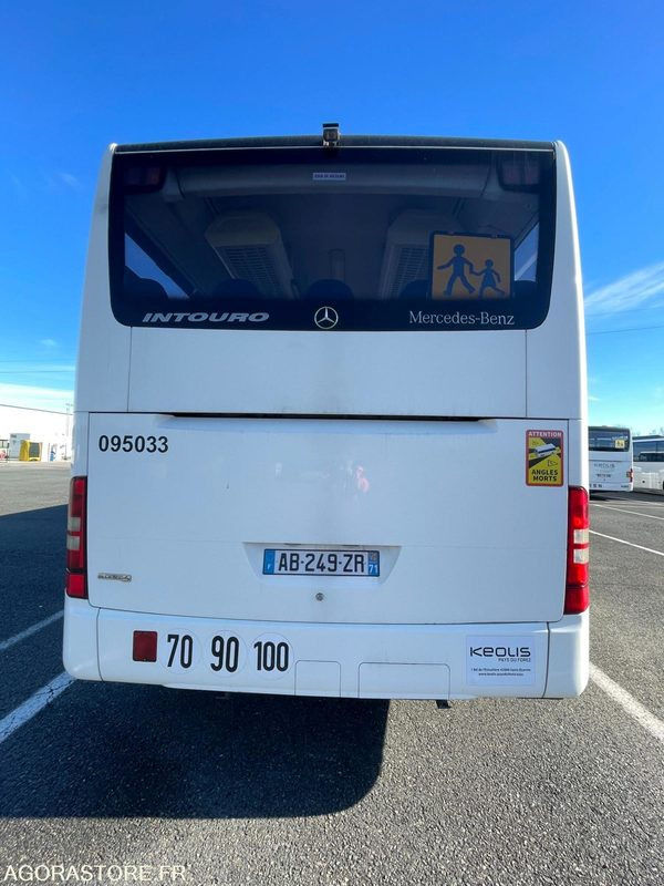 MERCEDES INTOURO N°095033 - Bus scolaire: photos 3 MERCEDES INTOURO N°095033 - Bus scolaire: photos 3