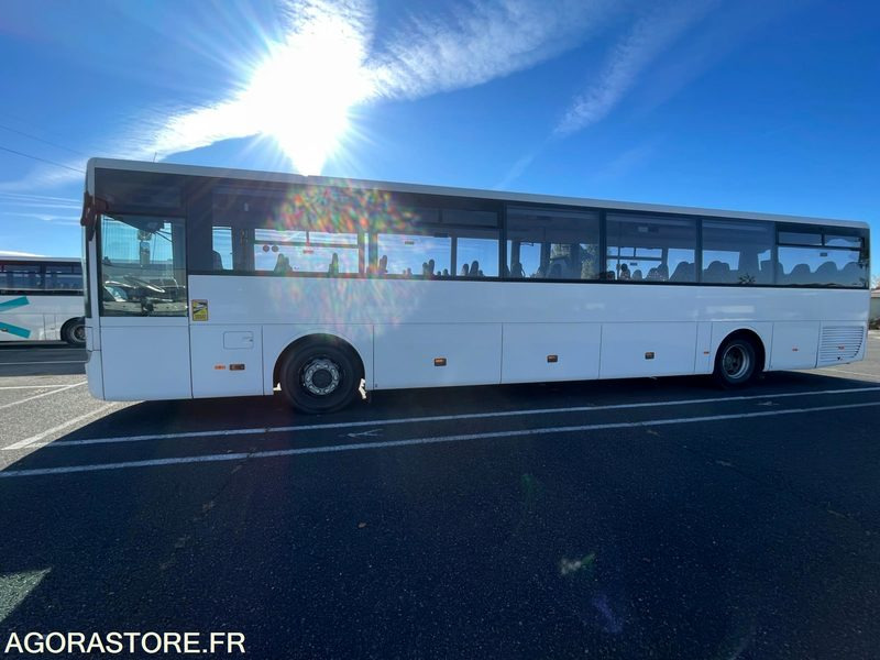 MERCEDES INTOURO N°095033 - Bus scolaire: photos 2 MERCEDES INTOURO N°095033 - Bus scolaire: photos 2