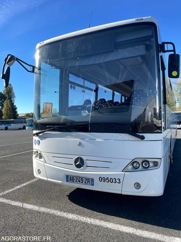 MERCEDES INTOURO N°095033 - Bus scolaire: photos 1 MERCEDES INTOURO N°095033 - Bus scolaire: photos 1