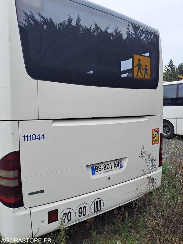 MERCEDES INTOURO N°111044 - Bus scolaire: photos 4 MERCEDES INTOURO N°111044 - Bus scolaire: photos 4