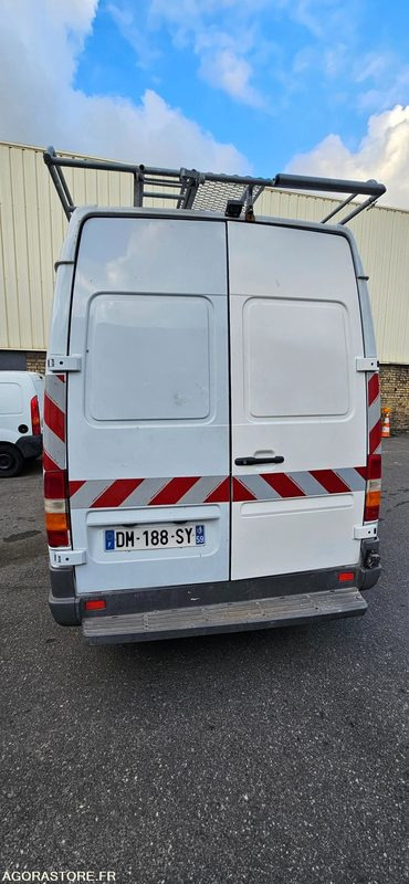 MERCEDES SPRINT 208 DM188SY - Fourgon utilitaire: photos 1 MERCEDES SPRINT 208 DM188SY - Fourgon utilitaire: photos 1