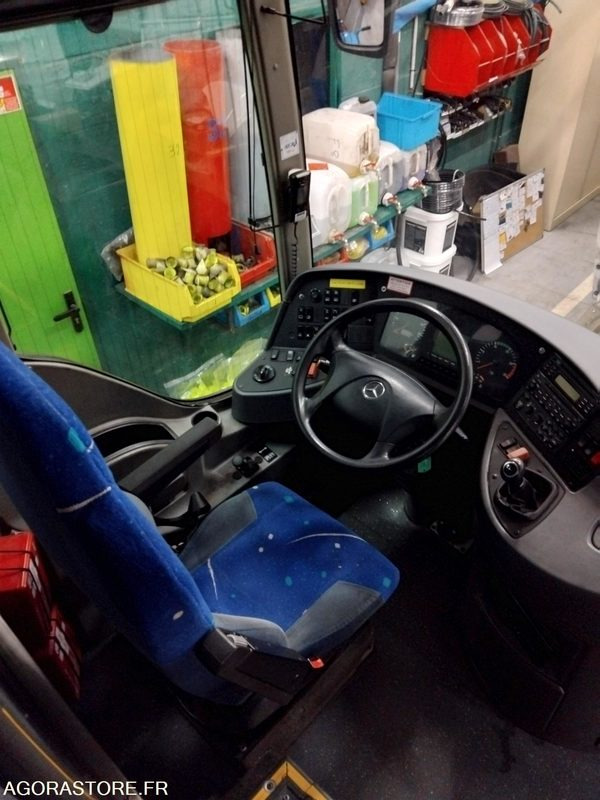 MERCEDES TOURISMO N°096013 - Bus scolaire: photos 3 MERCEDES TOURISMO N°096013 - Bus scolaire: photos 3