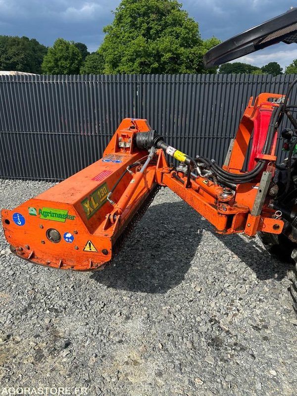Broyeur accotement 130cm Renforcé Agrimaster xl130 - Machine agricole: photos 1 Broyeur accotement 130cm Renforcé Agrimaster xl130 - Machine agricole: photos 1