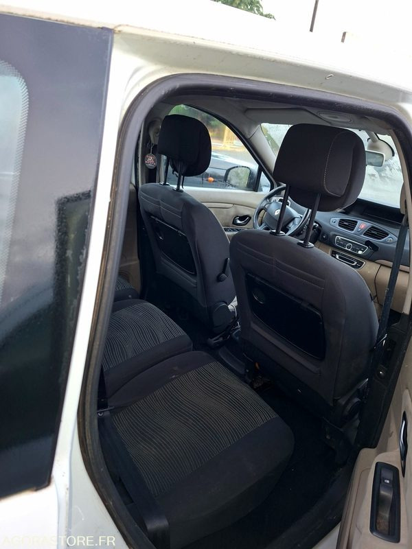 Megane Scenic - Voiture: photos 5 Megane Scenic - Voiture: photos 5