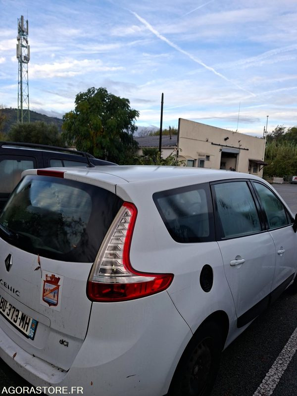 Megane Scenic - Voiture: photos 3 Megane Scenic - Voiture: photos 3