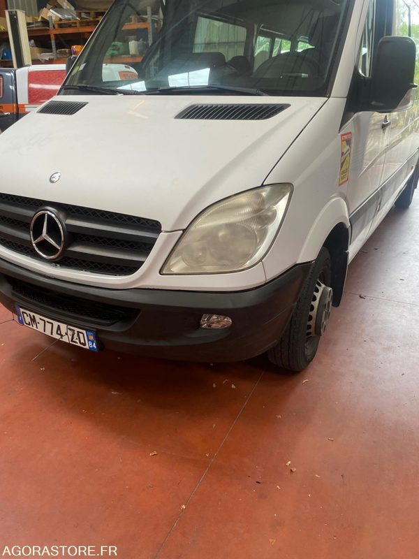 Mercedes sprinter 11/2012 162000 kms BVM 22+1 places climatisation ralentisseur - Minibus, Transport de personnes: photos 2 Mercedes sprinter 11/2012 162000 kms BVM 22+1 places climatisation ralentisseur - Minibus, Transport de personnes: photos 2