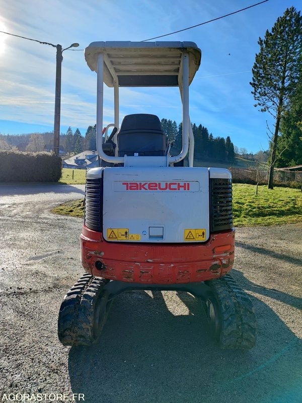 Mini-pelle Takeuchi TB23R - 2017 - 2051H - Pelle: photos 3 Mini-pelle Takeuchi TB23R - 2017 - 2051H - Pelle: photos 3