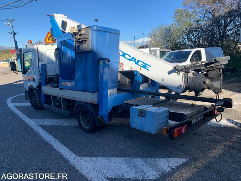 Nacelle élévatrice - 2013 - SOCAGE - Nissan - Cabstar - 91 757 kms - CZ 601 NP - Fourgon utilitaire: photos 5 Nacelle élévatrice - 2013 - SOCAGE - Nissan - Cabstar - 91 757 kms - CZ 601 NP - Fourgon utilitaire: photos 5
