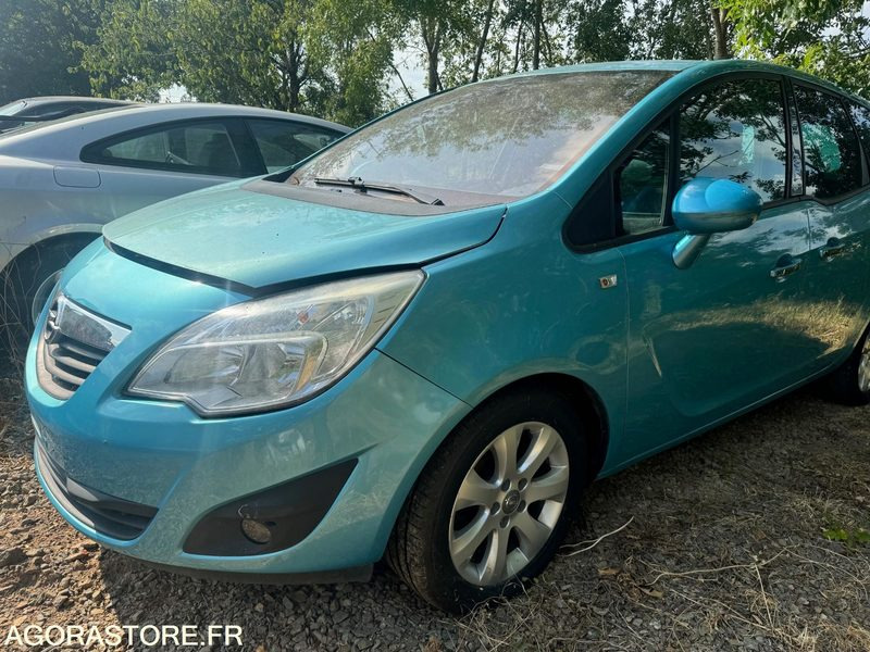 OPEL MERIVA 1.7 CDTI 110 CV - Voiture: photos 1 OPEL MERIVA 1.7 CDTI 110 CV - Voiture: photos 1