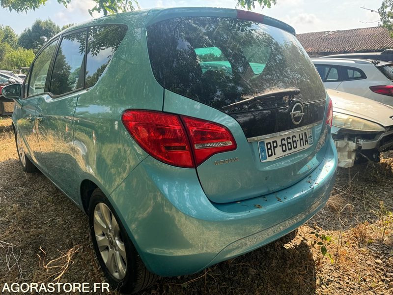 OPEL MERIVA 1.7 CDTI 110 CV - Voiture: photos 2 OPEL MERIVA 1.7 CDTI 110 CV - Voiture: photos 2