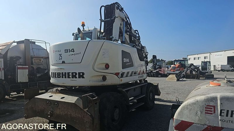 PELLE A PNEUS LIEBHERR A914 C - 2014 - 11608H (MT436) - Pelle: photos 5 PELLE A PNEUS LIEBHERR A914 C - 2014 - 11608H (MT436) - Pelle: photos 5