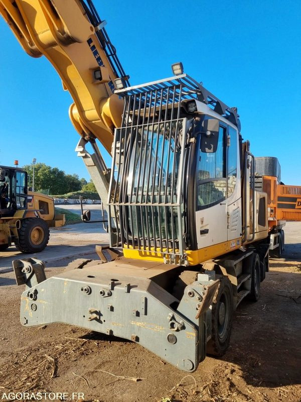 PELLE PNEU LIEBHERR LH22 de 2014 - 16100 h (R31972) - Pelle: photos 4 PELLE PNEU LIEBHERR LH22 de 2014 - 16100 h (R31972) - Pelle: photos 4