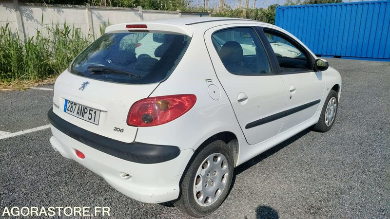 PEUGEOT 206 - 2005 - 101058kms - Voiture: photos 4 PEUGEOT 206 - 2005 - 101058kms - Voiture: photos 4