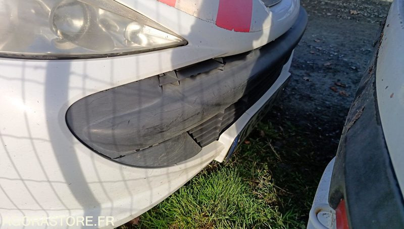 PEUGEOT 206+ - 2010 - 220473 KM - AK-595-AJ - Voiture: photos 4 PEUGEOT 206+ - 2010 - 220473 KM - AK-595-AJ - Voiture: photos 4