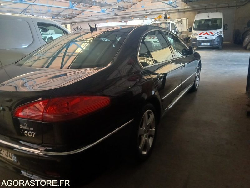 PEUGEOT 607 - Voiture: photos 2 PEUGEOT 607 - Voiture: photos 2