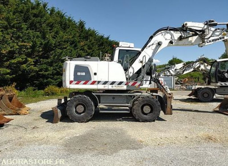 Pelle sur pneus Liebherr A918 - 2014 / 13432 HEURES (MT437) - Pelle: photos 2 Pelle sur pneus Liebherr A918 - 2014 / 13432 HEURES (MT437) - Pelle: photos 2