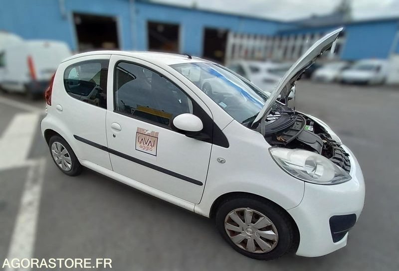 Peugeot 107- CZ681SJ - Voiture: photos 1 Peugeot 107- CZ681SJ - Voiture: photos 1