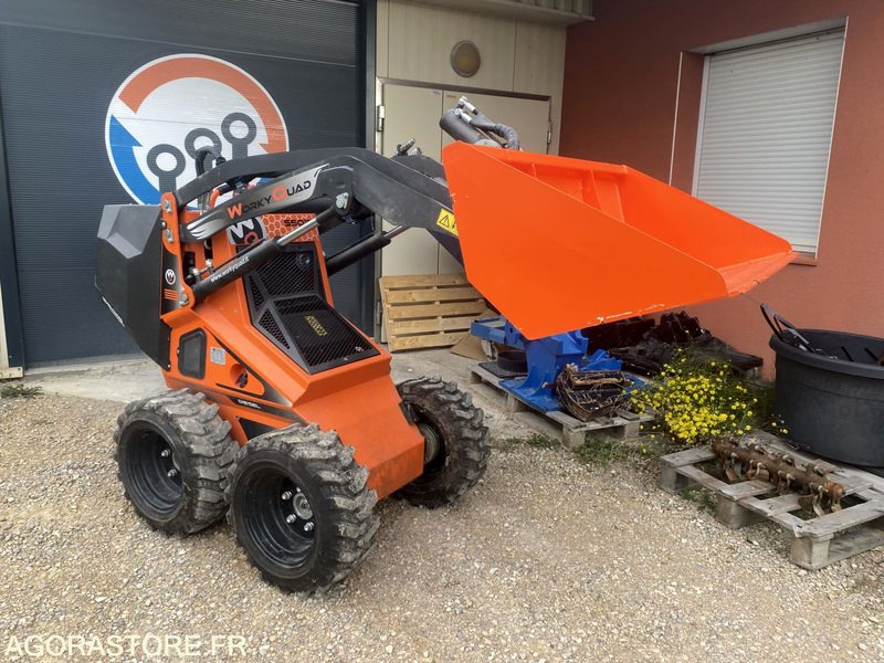 Porte outils SSQ15D 48 heures Worky Quad DIESEL 48 heures - Chargeuse: photos 1 Porte outils SSQ15D 48 heures Worky Quad DIESEL 48 heures - Chargeuse: photos 1
