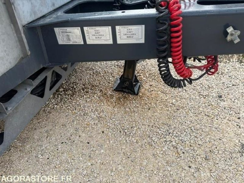 REMORQUE PORTE ENGIN 3 ESSIEUX CENTRAUX MAX TRAILER 2022 1500 KM - Remorque porte-engin surbaissée: photos 2 REMORQUE PORTE ENGIN 3 ESSIEUX CENTRAUX MAX TRAILER 2022 1500 KM - Remorque porte-engin surbaissée: photos 2