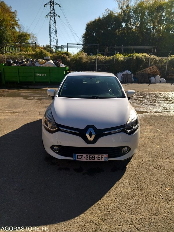 RENAULT CLIO DE 2013 AVEC 258818 KM - Voiture: photos 1 RENAULT CLIO DE 2013 AVEC 258818 KM - Voiture: photos 1