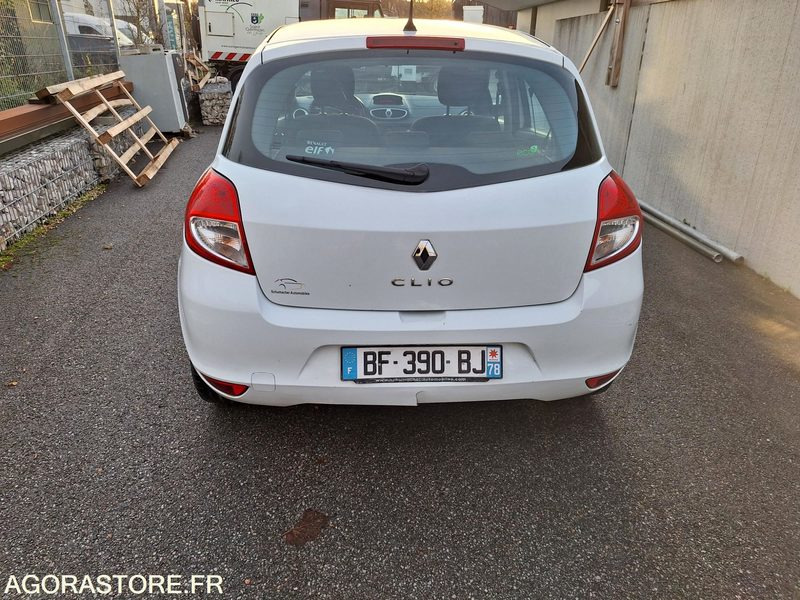 RENAULT CLIO3 Phase2 _ 3 places _ Diesel 1.5DCI - Voiture: photos 5 RENAULT CLIO3 Phase2 _ 3 places _ Diesel 1.5DCI - Voiture: photos 5