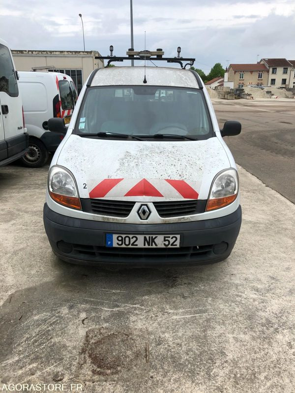 RENAULT KANGOO - Fourgon utilitaire: photos 3 RENAULT KANGOO - Fourgon utilitaire: photos 3