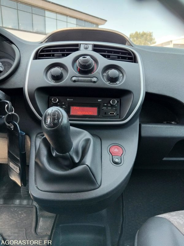 Crédit-bail de  RENAULT KANGOO II Express (VU) 1.5 dci FAP 75CV_CY-188-ZP RENAULT KANGOO II Express (VU) 1.5 dci FAP 75CV_CY-188-ZP: photos 13