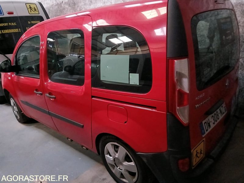 RENAULT KANGOO TPMR - 2015 / 258163 KM - DW308NZ - 150541 - Minibus, Transport de personnes: photos 3 RENAULT KANGOO TPMR - 2015 / 258163 KM - DW308NZ - 150541 - Minibus, Transport de personnes: photos 3