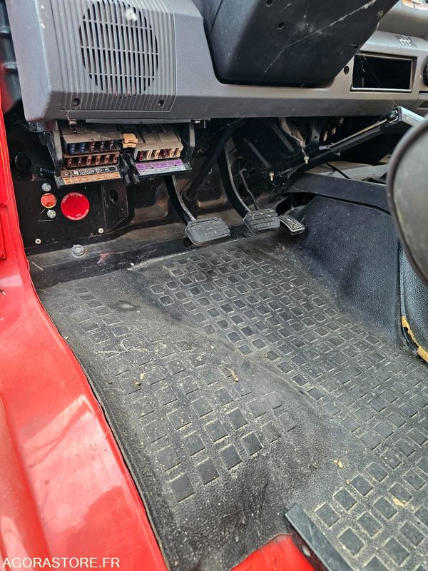 Fourgon utilitaire RENAULT MASTER - 1991 - 85235KM - 111QD41: photos 10
