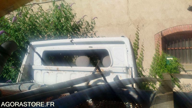 RENAULT MASTER - 2002 - Fourgon utilitaire: photos 3 RENAULT MASTER - 2002 - Fourgon utilitaire: photos 3