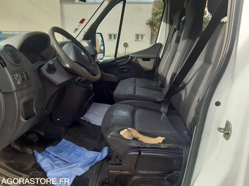 RENAULT MASTER BENNE DANS L'ETAT - Utilitaire benne: photos 5 RENAULT MASTER BENNE DANS L'ETAT - Utilitaire benne: photos 5