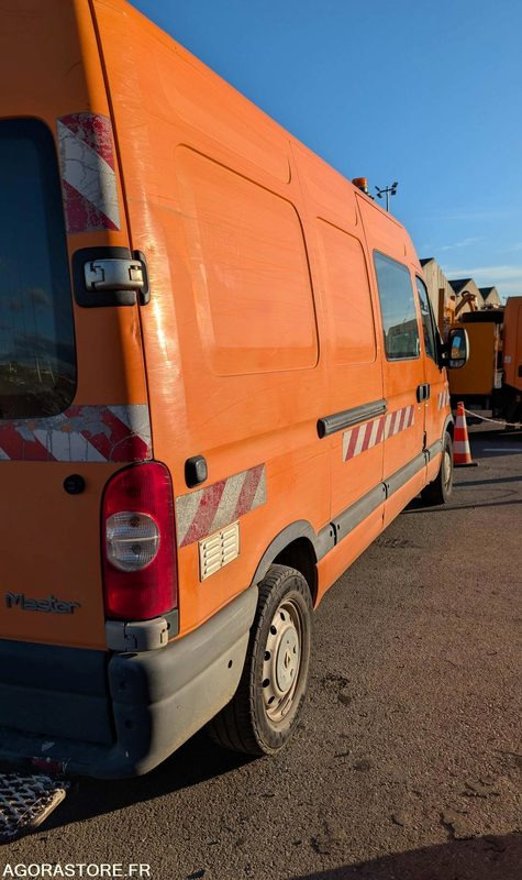 Fourgon utilitaire RENAULT MASTER FM-521-JQ - 2006: photos 6